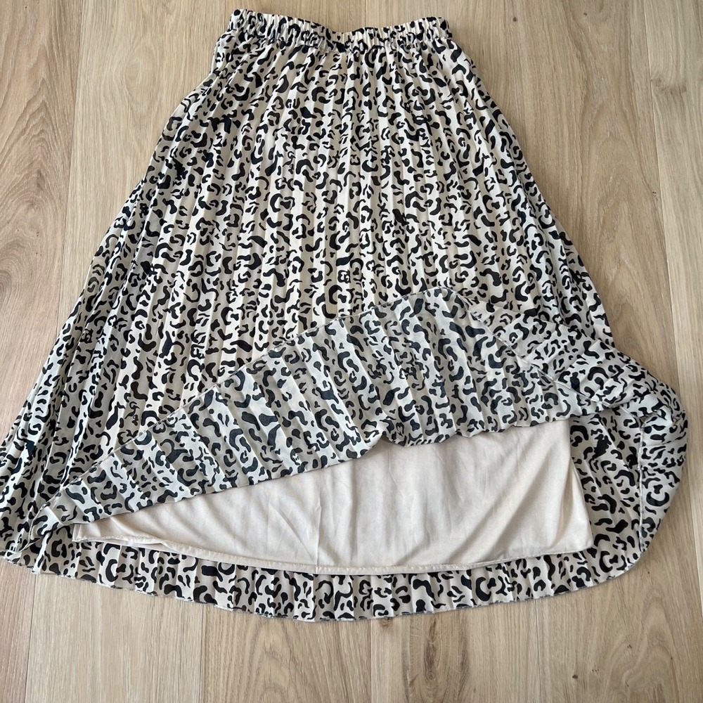 Japna Maxi Skirt Pleated Pull On Leopard Print Size S Casual Teacher Office - Picture 4 of 6